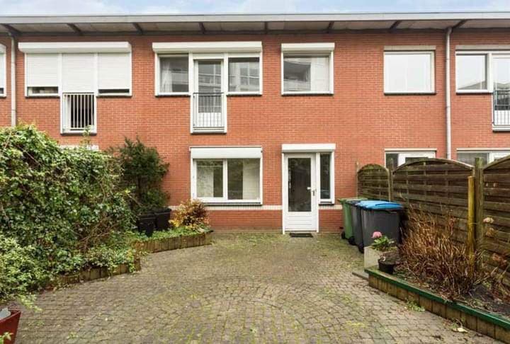 Parallelweg 57, 3311 VM Apeldoorn - For Rent