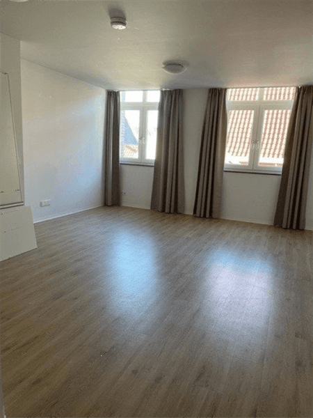 Studio Apartment Grote Markt, Breda - For Rent