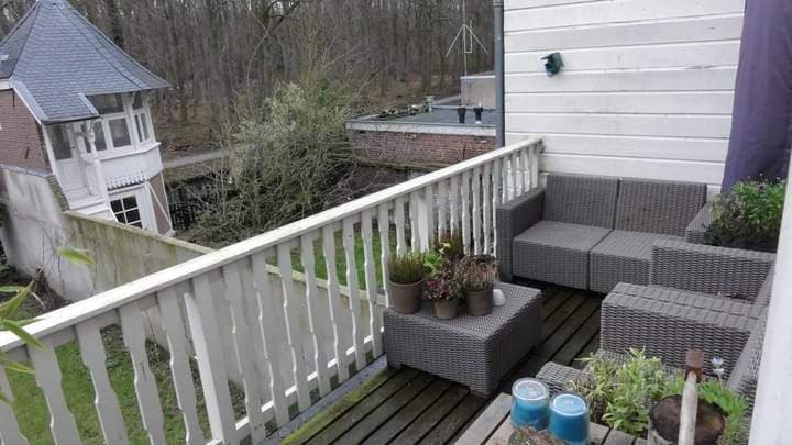 Appartement op de bovenverdieping Bezuidenhoutseweg, Den Haag - Te huur