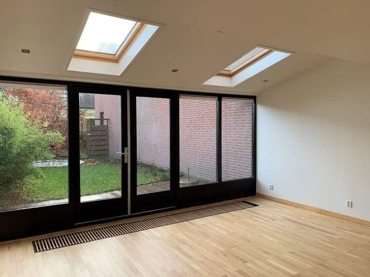 Familiehuis Albertje Onosplantsoen, Hoofddorp - Te huur