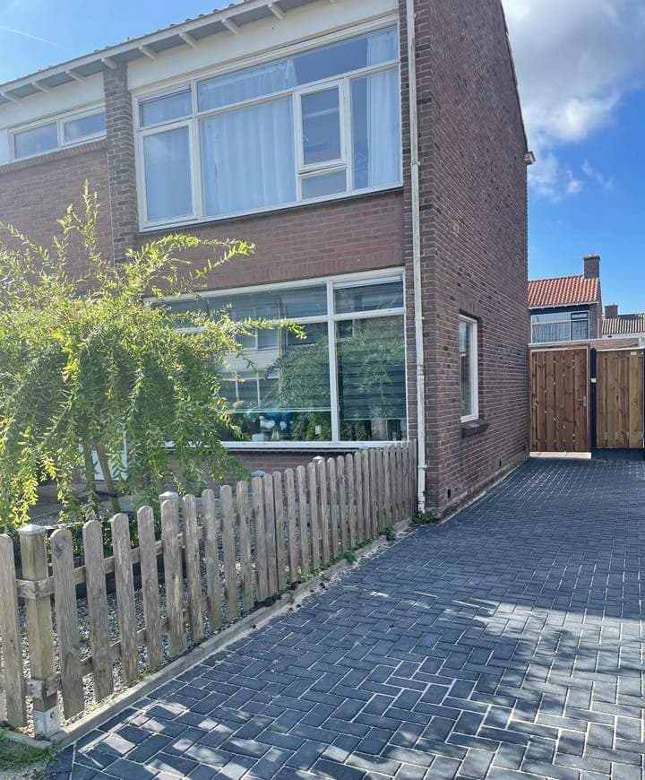 Hoekwoning in Lariks, Assen - Te Huur