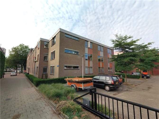 Zimmer zu vermieten in Dr Joop den Uylstraat 32/C, Eindhoven