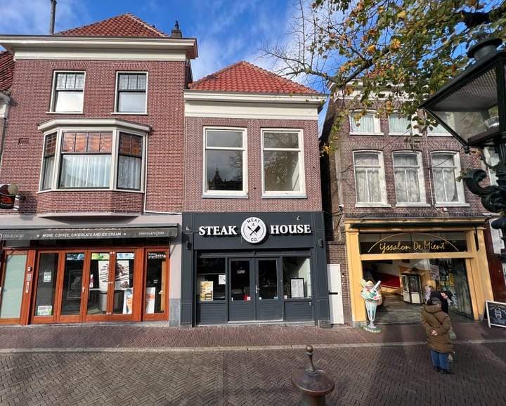 Stylish Upper Apartment, Mient 22-A1811, Alkmaar - For Rent