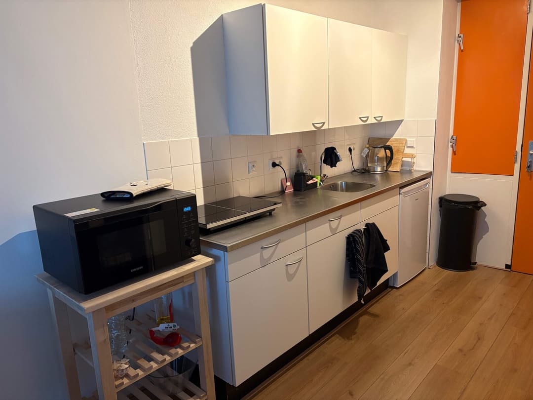 Studio-appartement Waldorpstraat, La Haye - À louer