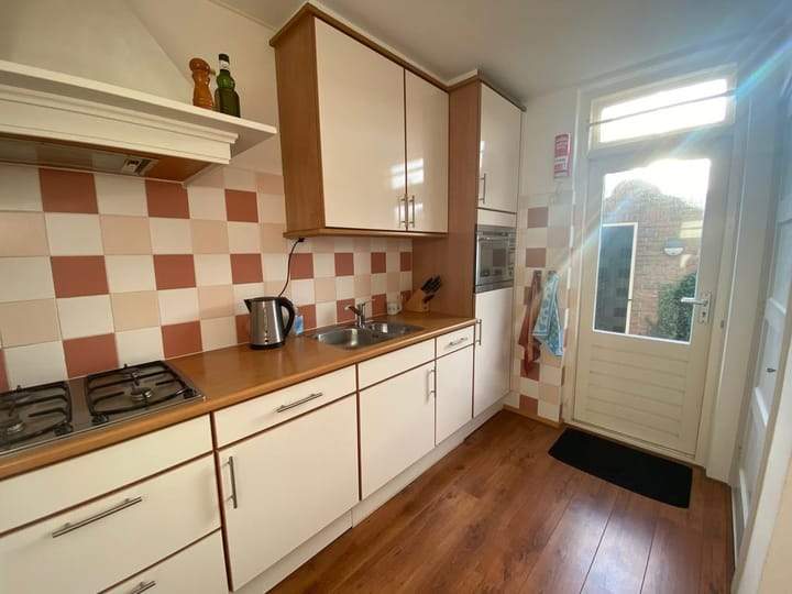 Corner House Vreedestraat, Delfgouw - Te Huur