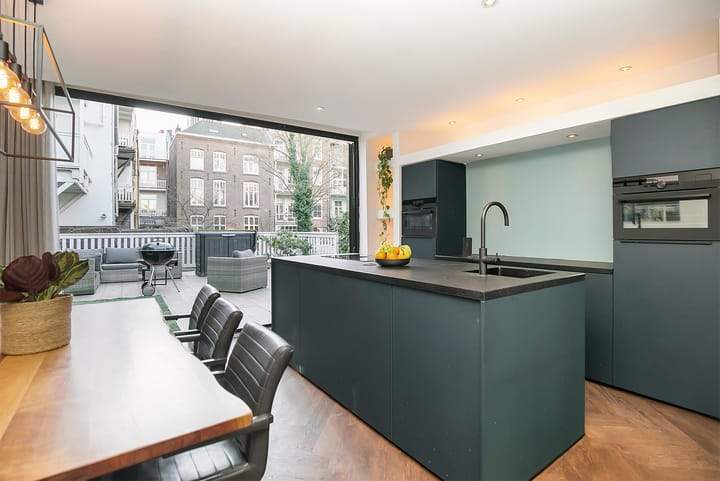 2 Bedroom Apartment on Overtoom, Amsterdam - For Rent
