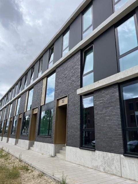 Flying Dutchmanstraat 32, Rotterdam - À louer