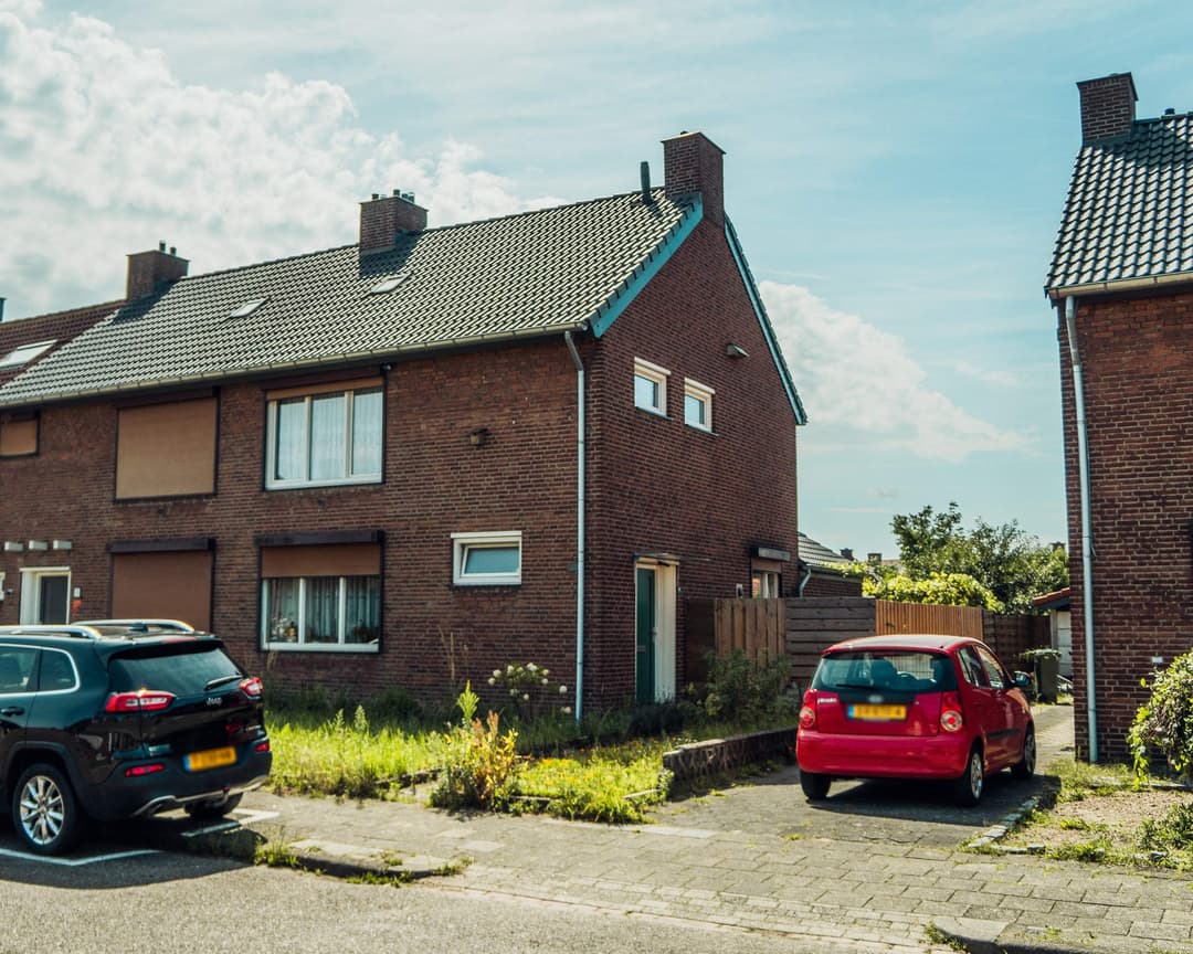 Tussenwoning Rector van den Boornlaan, Posterholt - Te Huur