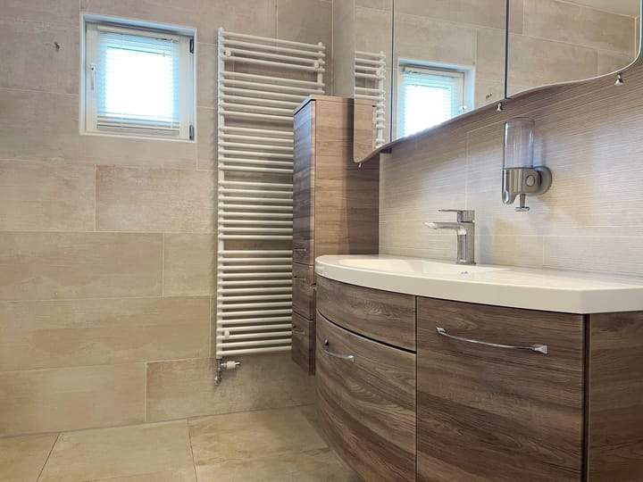 6-Bedroom Family Home in Hoofddorp - For Rent