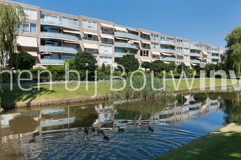Apartamento de 4 habitaciones en Haya van Somerenlaan, Amstelveen