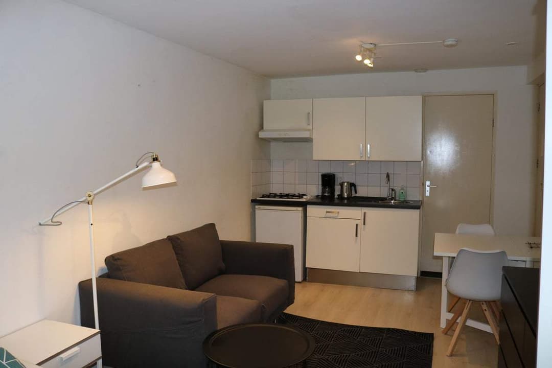 Studio Lieve Verschuierstraat, Rotterdam - For Rent