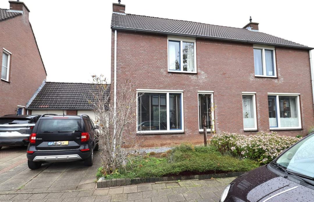 House Kalverhof, Bunde - For Rent