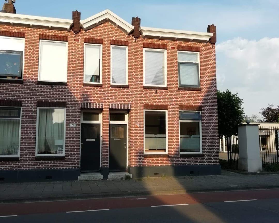 Habitación en Alquiler en Oldenzaalsestraat, Enschede