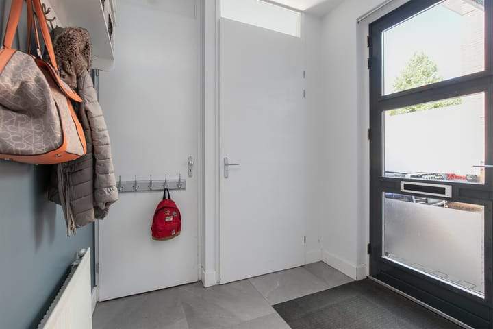 Semi-detached House Floriande West, Hoofddorp - For Rent