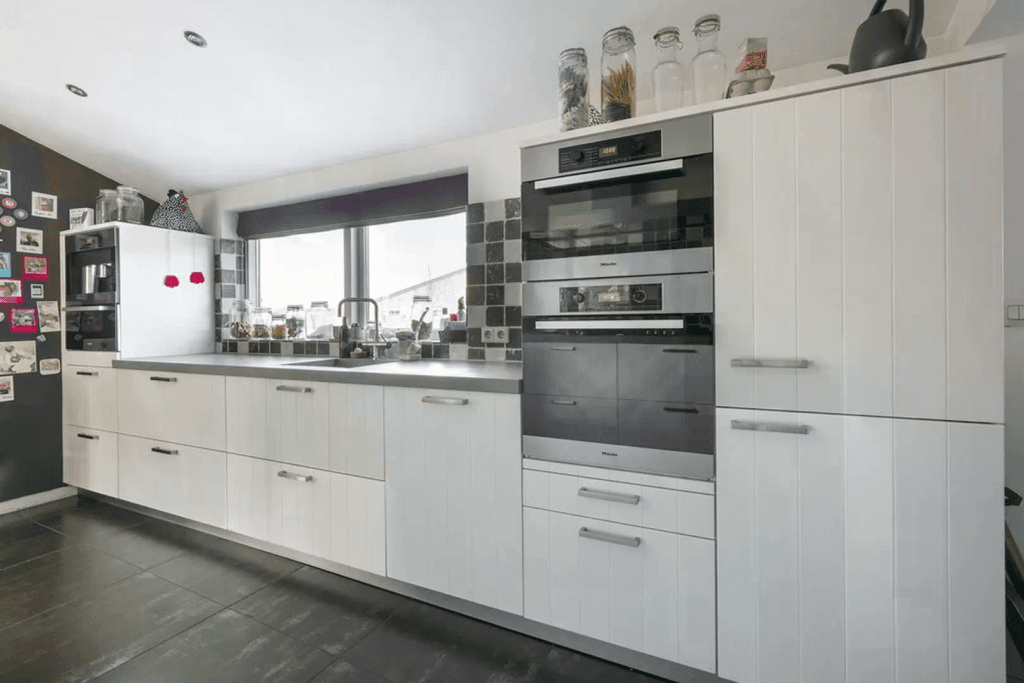 Detached House Hoogstraat, Standdaarbuiten - For Rent