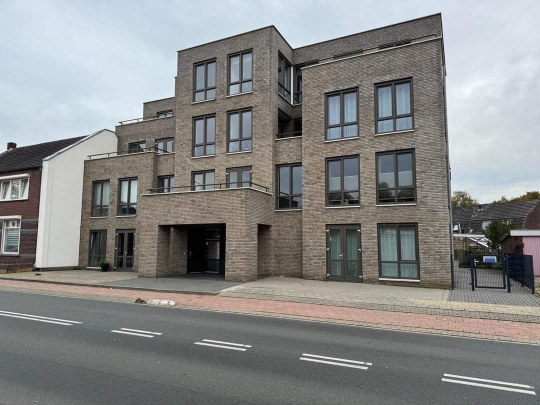Flat Rijksweg Noord 26 E, Swalmen - For Rent