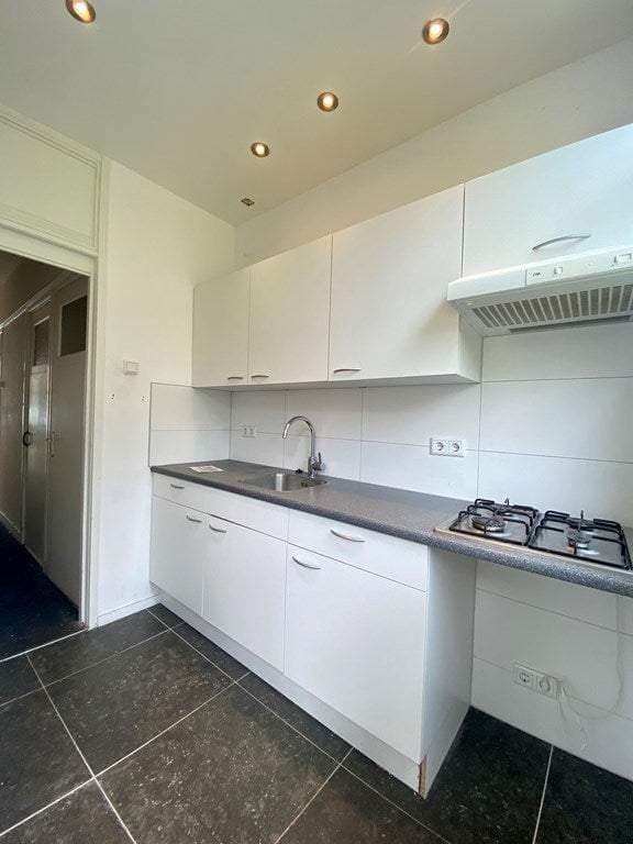 Flat Cleyburchstraat, Rotterdam - For Rent