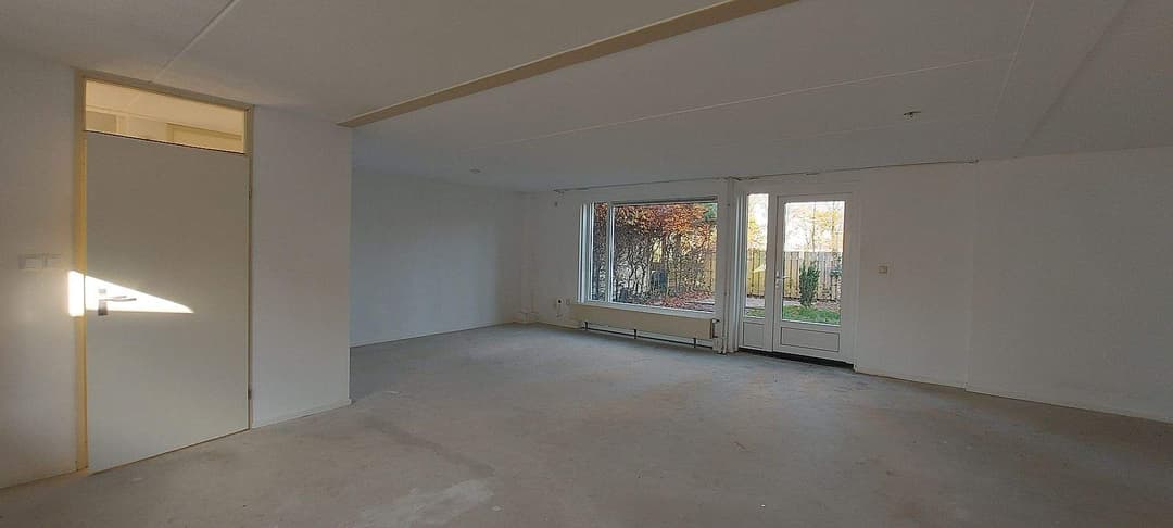 Semi-detached Family Home, Lonnekerstraat 25, Tilburg - For Rent