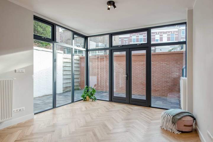 Apartamento Groot Hertoginnelaan 70, La Haya - Soterráneo con jardín