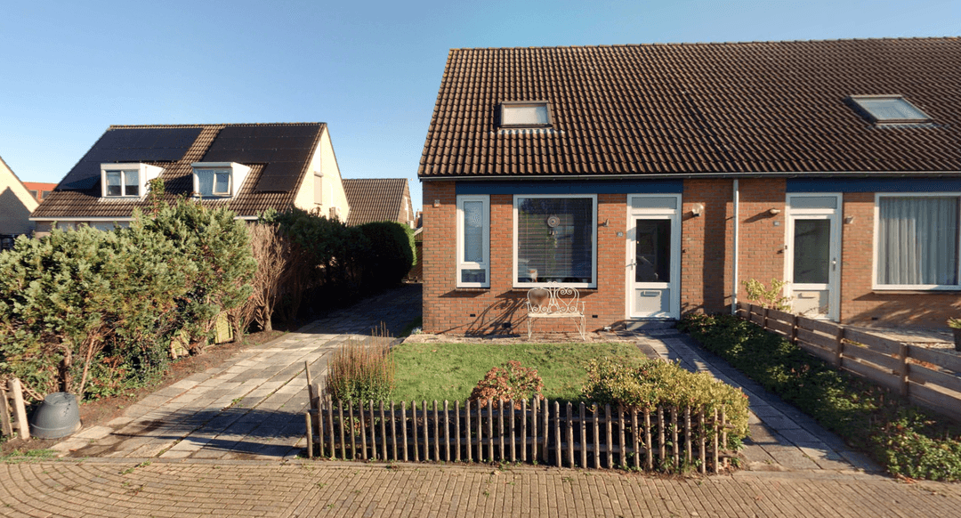 Tussenwoning Willem Jehannes Koopmansstrjitte 42, Akkrum - For Rent