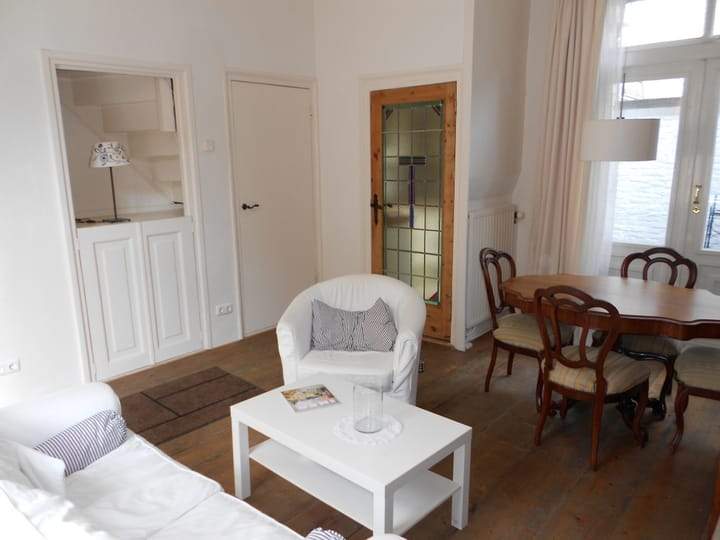 Corner House Moesstraat, Utrecht - For Rent