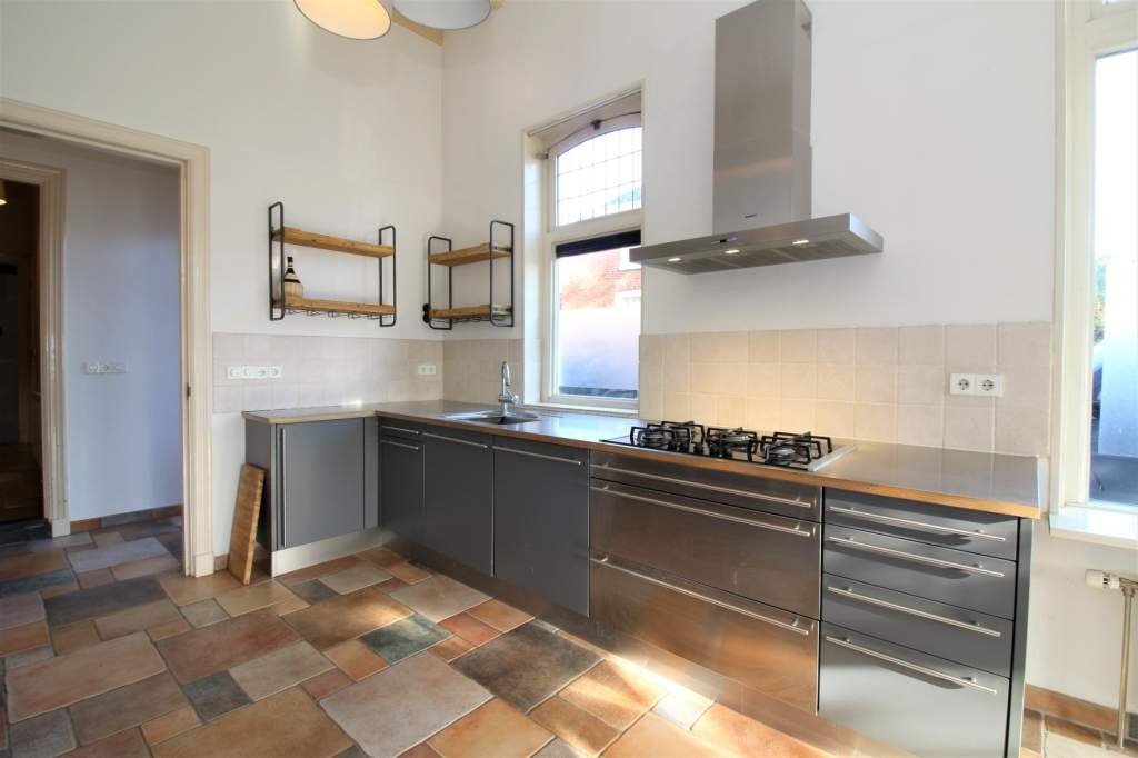 Luxe karakteristieke woning aan de Hoofdweg, Harkstede - Te Huur