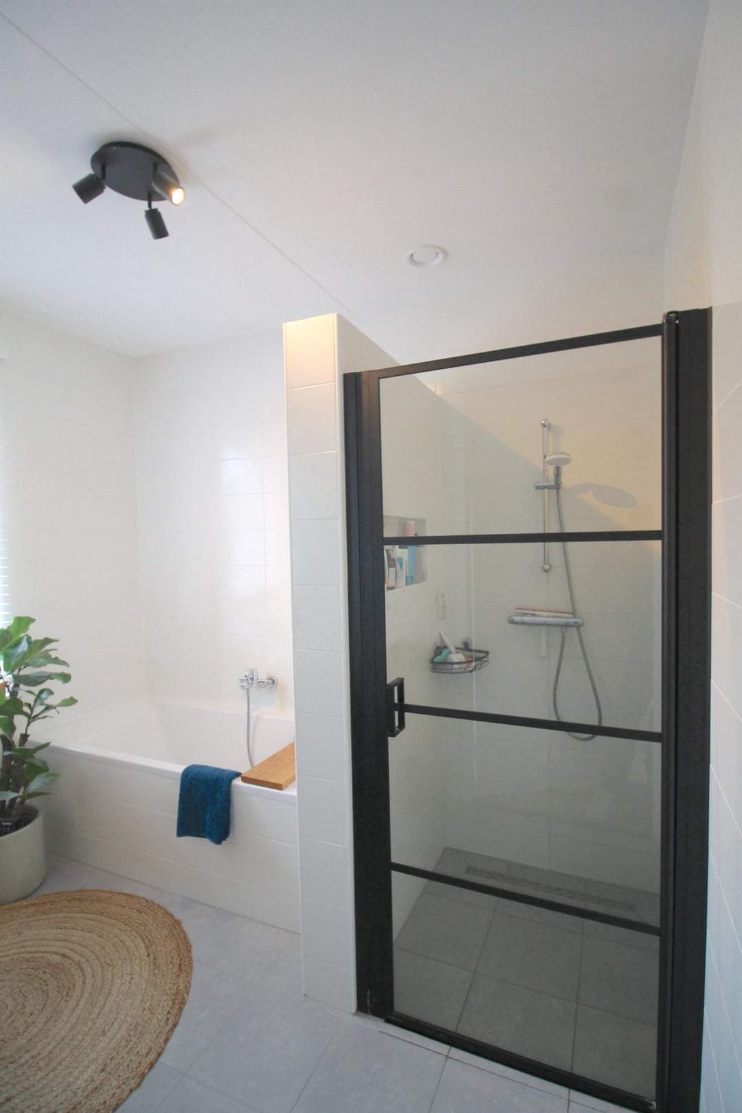 Rijwoning Jan Ligthartstraat, Breda - Te huur