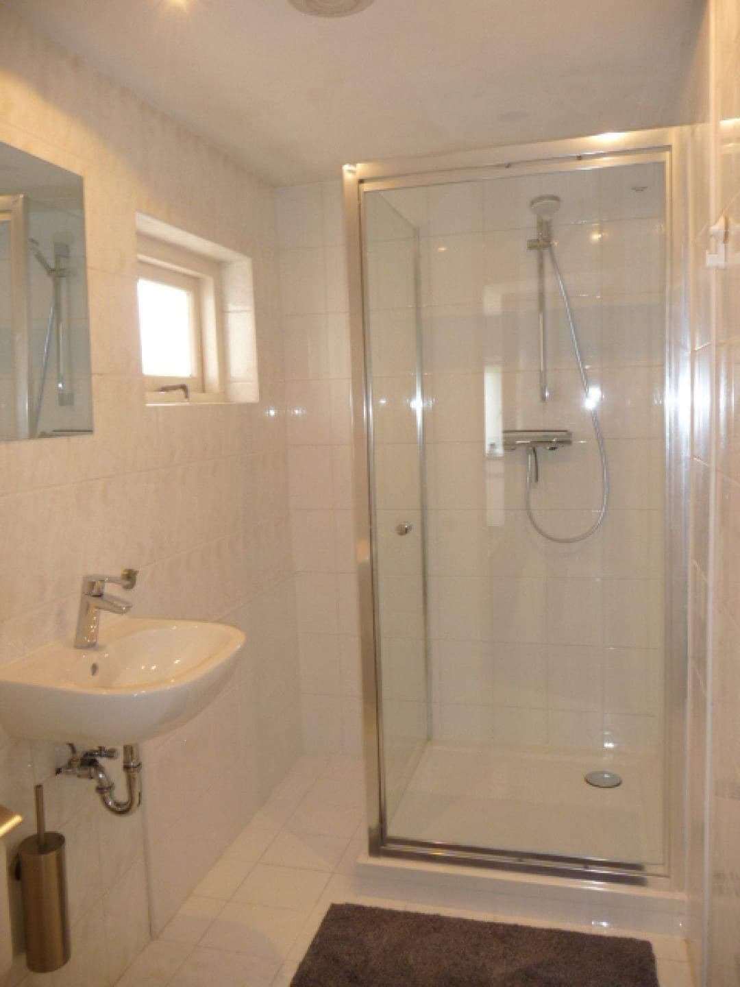 Appartement Middenweg, Huizen - Te Huur