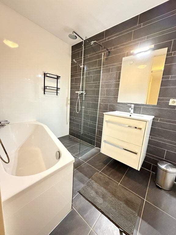 Flat Rosa Spierlaan, Amstelveen - For Rent