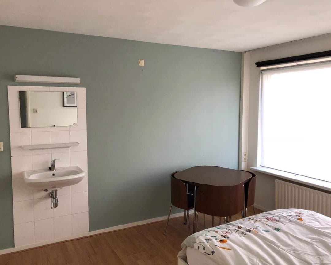 Gemeubileerde kamer, Damhertlaan, Driebergen-Rijsenburg - Te Huur