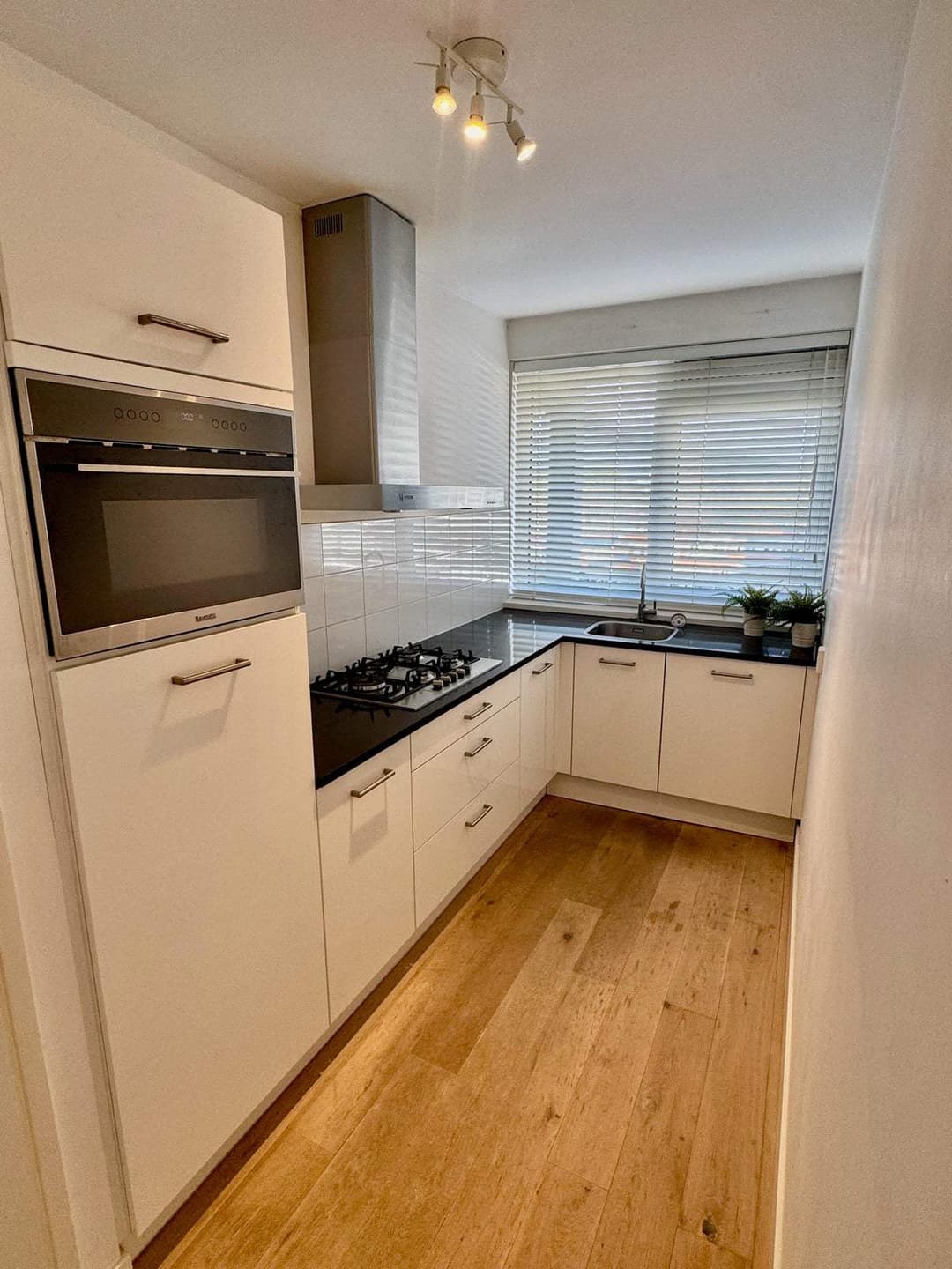 Flat Galerij, Amstelveen - For Rent