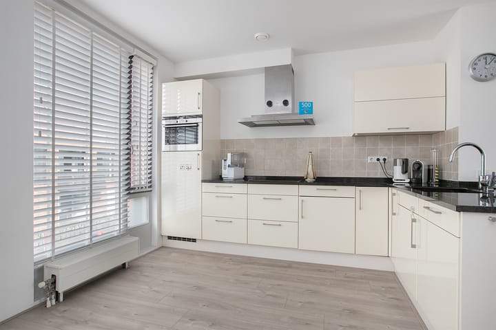 House Buys Ballotstraat, Hilversum - For Rent