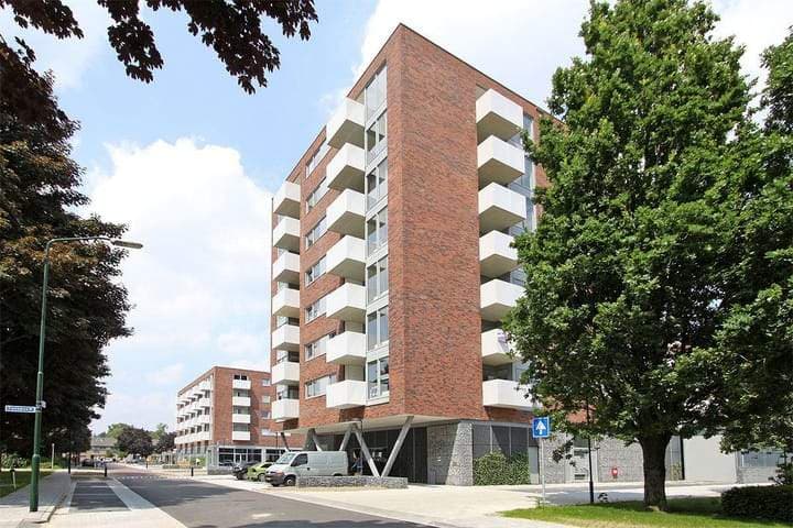 3-Kamer Appartement in Veldhoven, Helios-gebouw - Te Huur