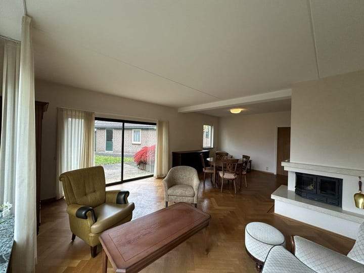 Detached House Hattemse Beek, Apeldoorn - For Rent