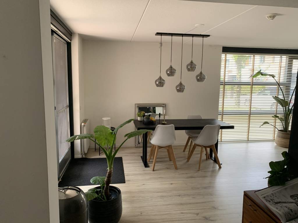 Corner House in Hommelbrink, Apeldoorn - For Rent