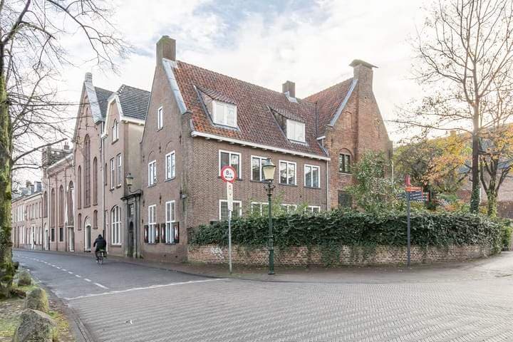 Zuidsingel 233, 3811 HB Amersfoort - For Rent
