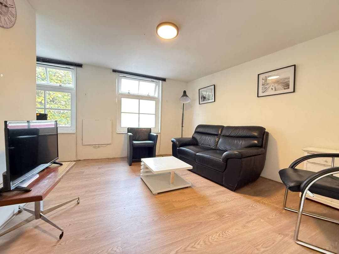 Flat Van Goorstraat, Breda - For Rent