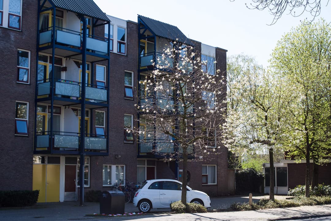 Studio Apartment Laaressingel, Enschede - For Rent