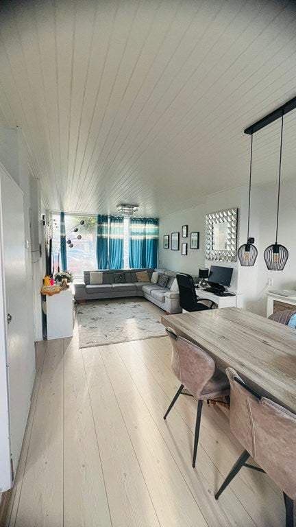 House Arthur van Schendellaan, Uithoorn - For Rent