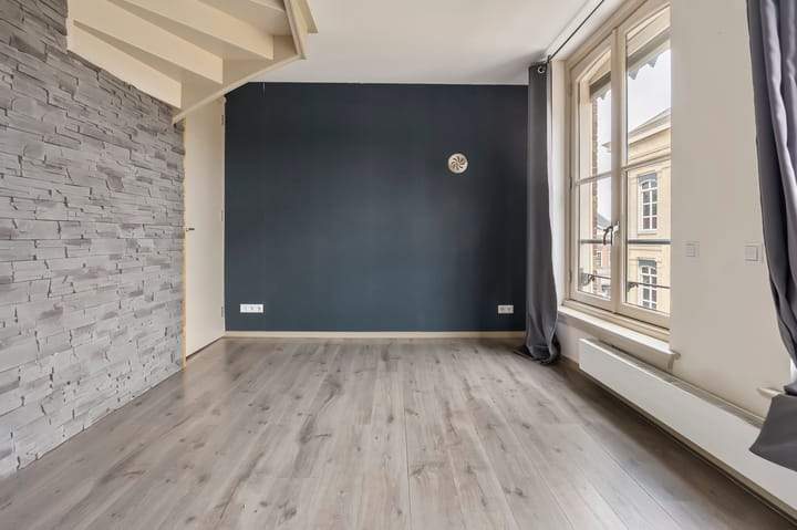 4-Room Apartment Tinnegietersteeg, Gorinchem - For Rent