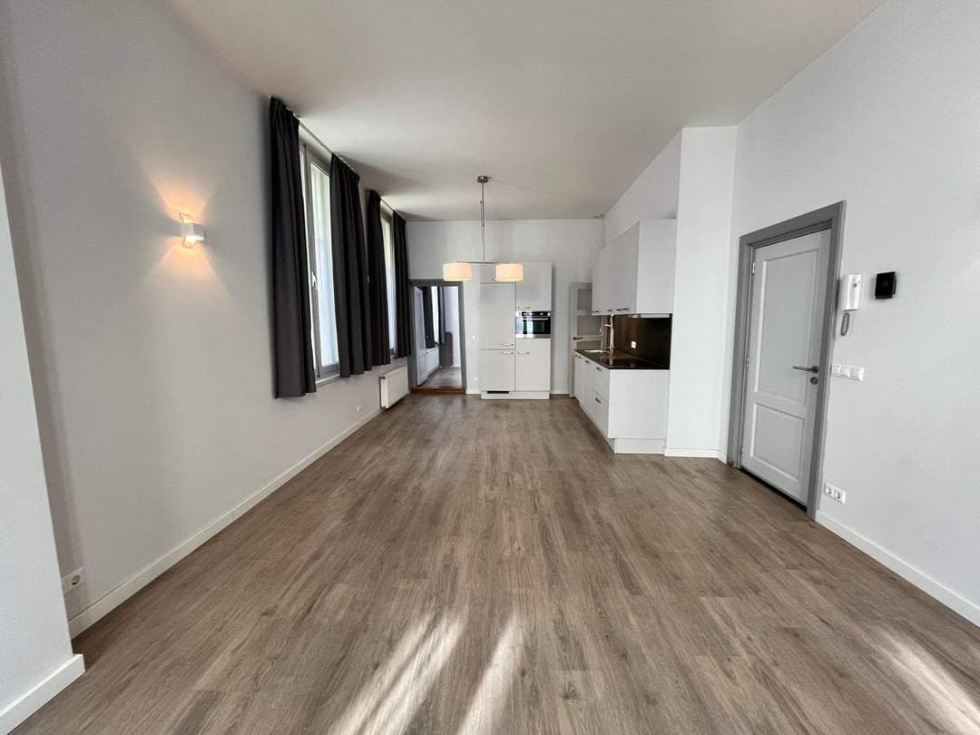 Flat Blauwehandstraat 17, Bergen op Zoom - For Rent