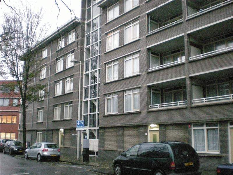 Ground Floor Apartment, Van der Vennestraat, Den Haag - For Rent