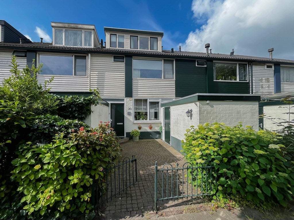 House Oostmoor, Nieuw-Vennep - For Rent