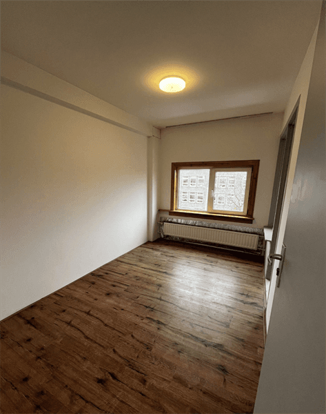 Studio for Rent on Strevelsweg, Rotterdam