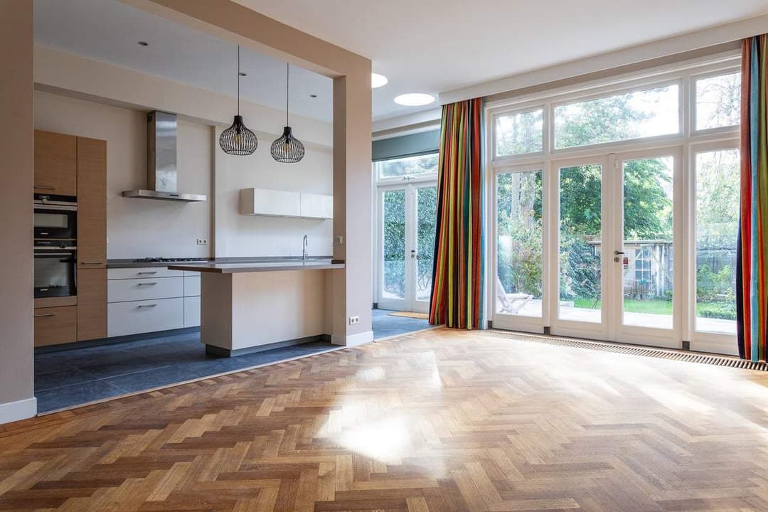 House Jozef Israëlsplein, Den Haag - For Rent