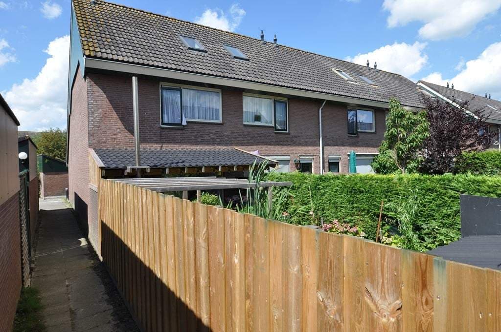 Maison Zuylestein 6, Alphen aan den Rijn - À louer