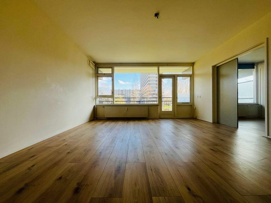 Flat Roland Holstlaan, Delft – Zur Miete