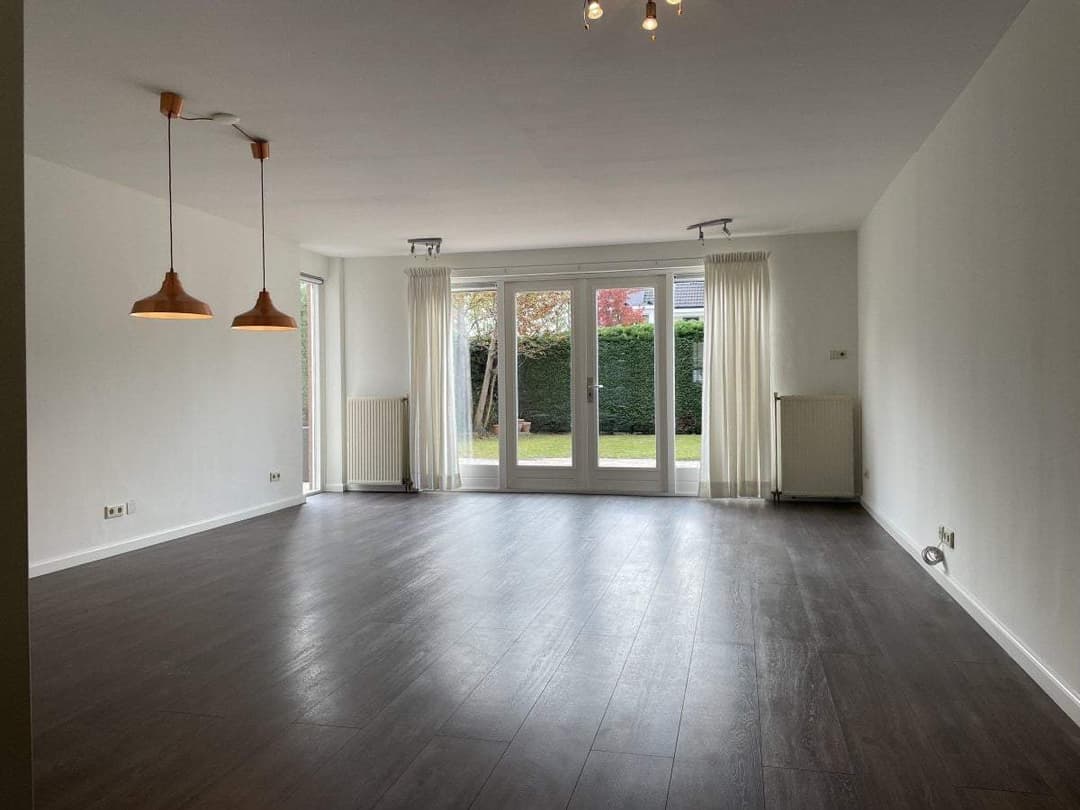 Casa Bachlaan, Nieuw-Vennep - En alquiler