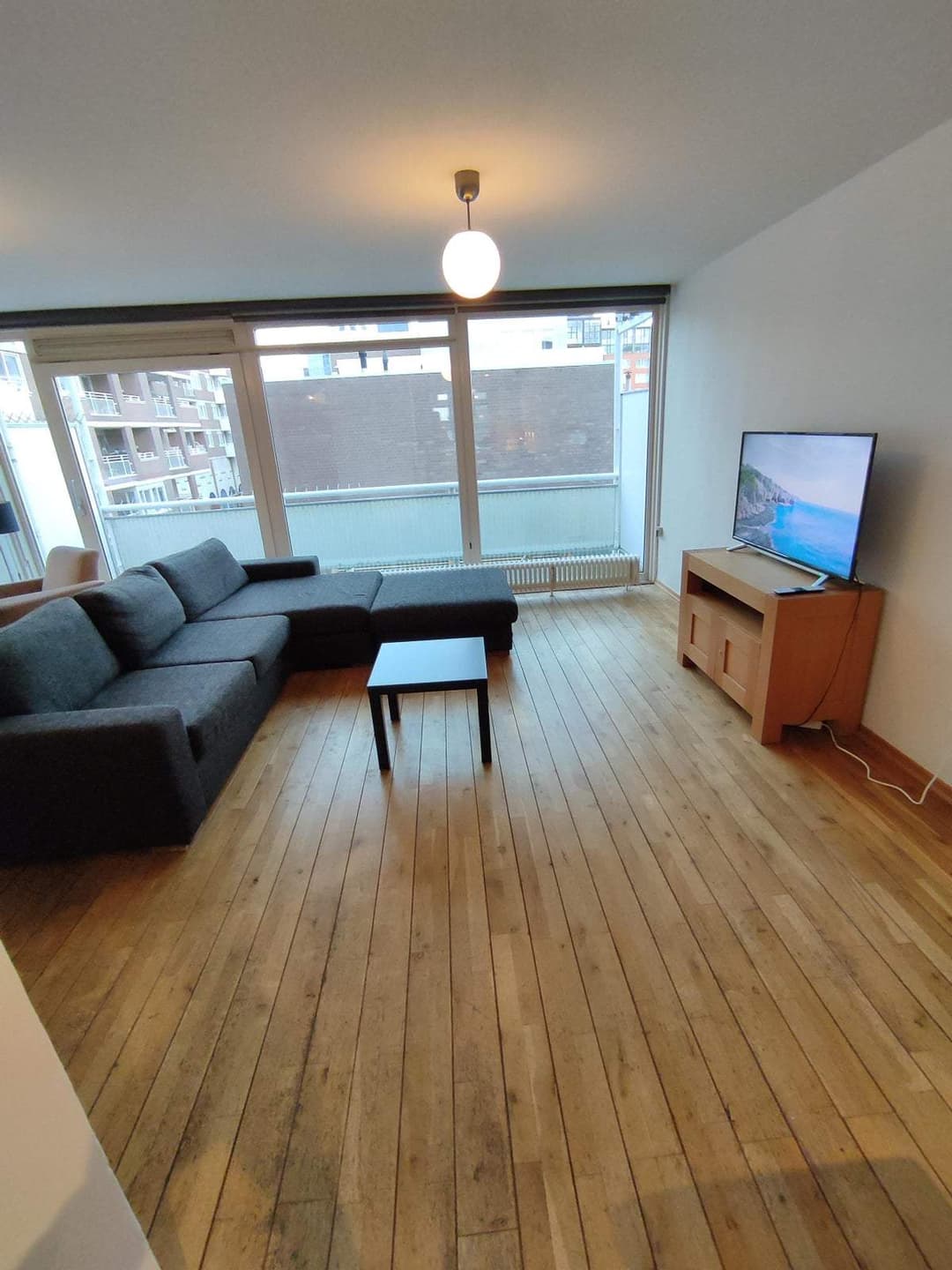 Flat Rederserf, Scheveningen - For Rent