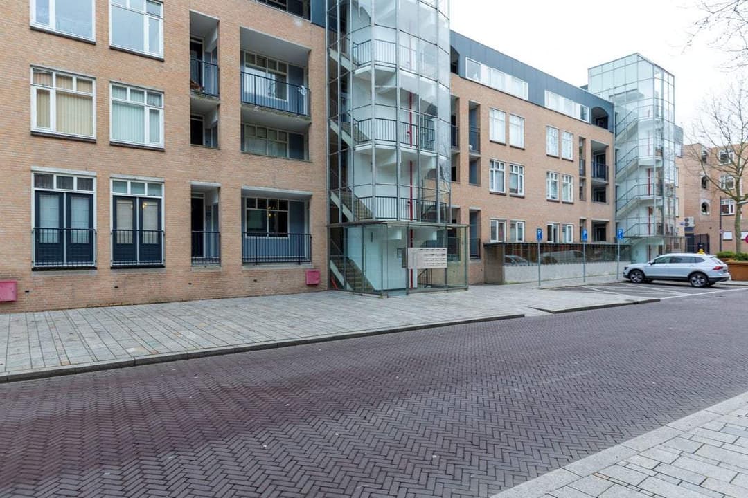 Flat Blekerstraat 65, Almere - For Rent